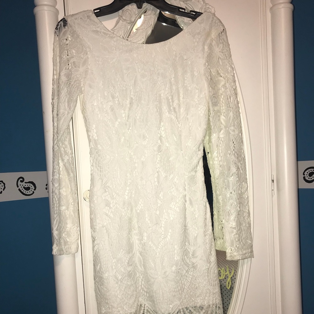White lace Charlotte Russe semi formal dress